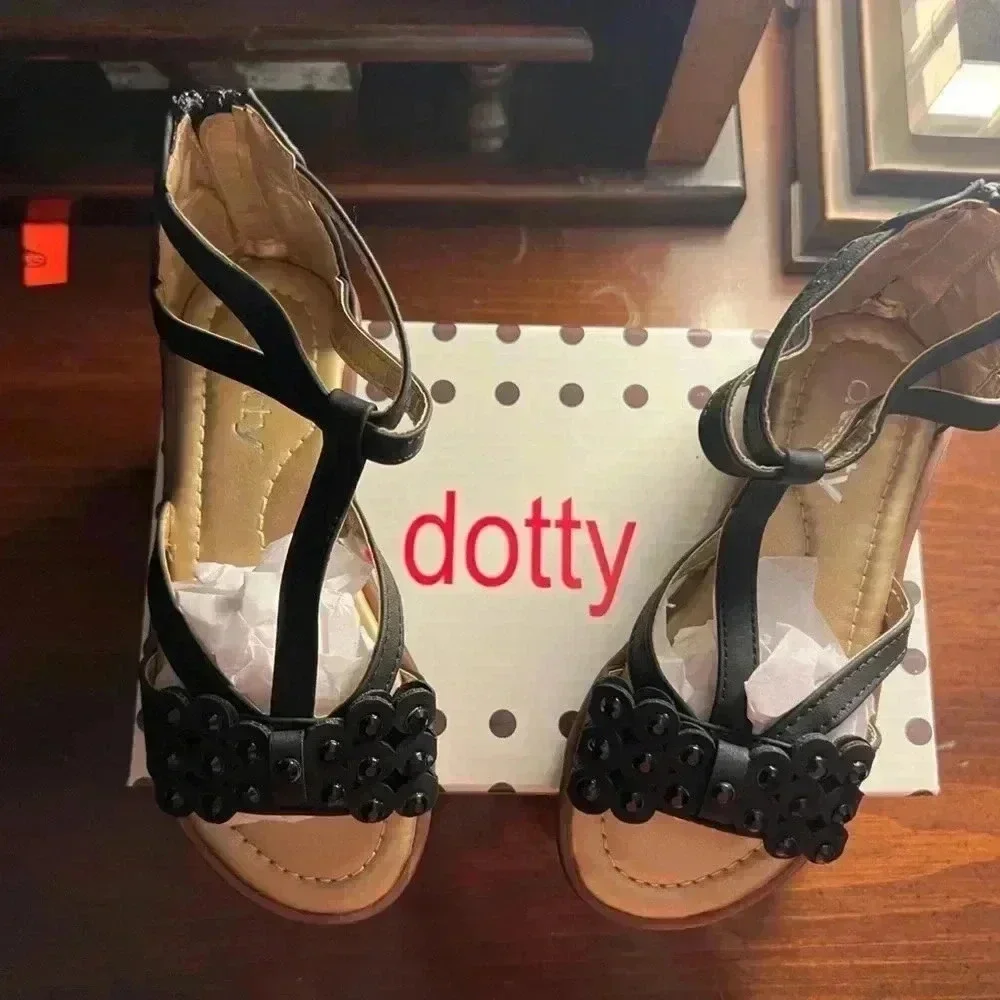 Toddler Size 10 Black Softly Sandal